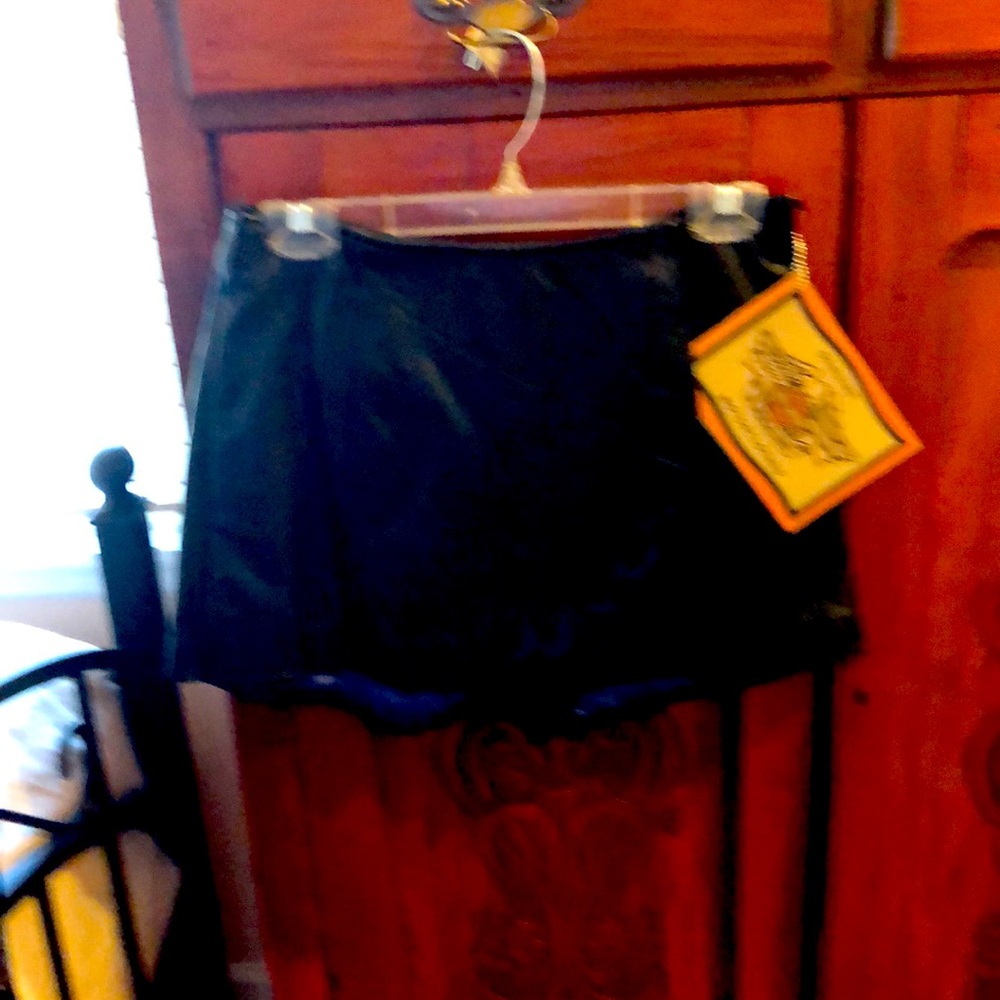 Leather skirt